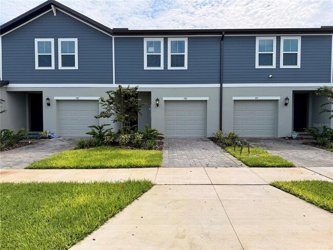 Building Photo - 709 Spartina St