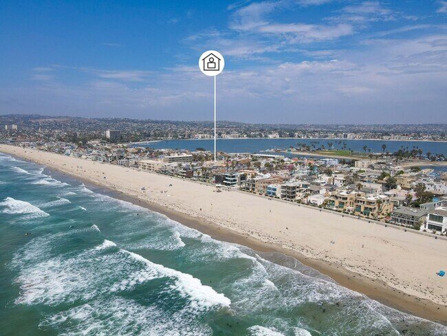 Photo - 739 Queenstown Ct