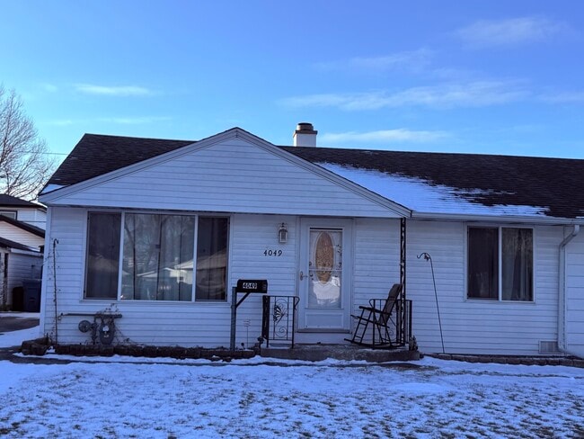 Building Photo - 4049 W 89th Pl