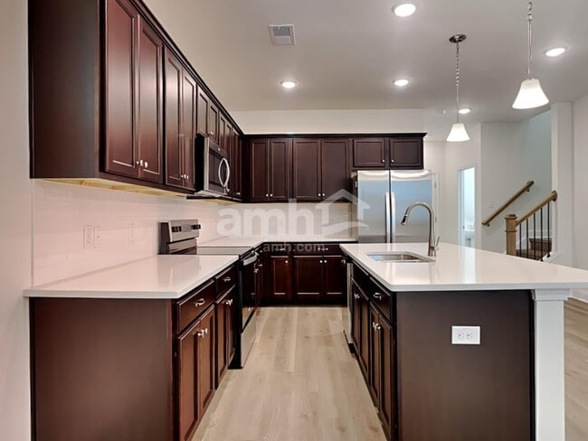 Photo - 1942 Weeping Cypress Dr