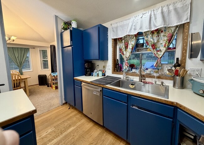 Photo - 1030 NE Coco Ct