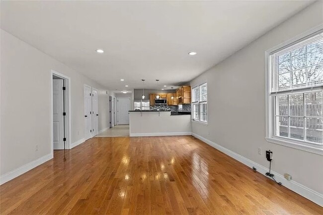 Photo - 23 Vaughan St Unit 1