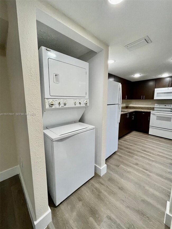 Photo - 8251 SW 157th Ave Unit 106