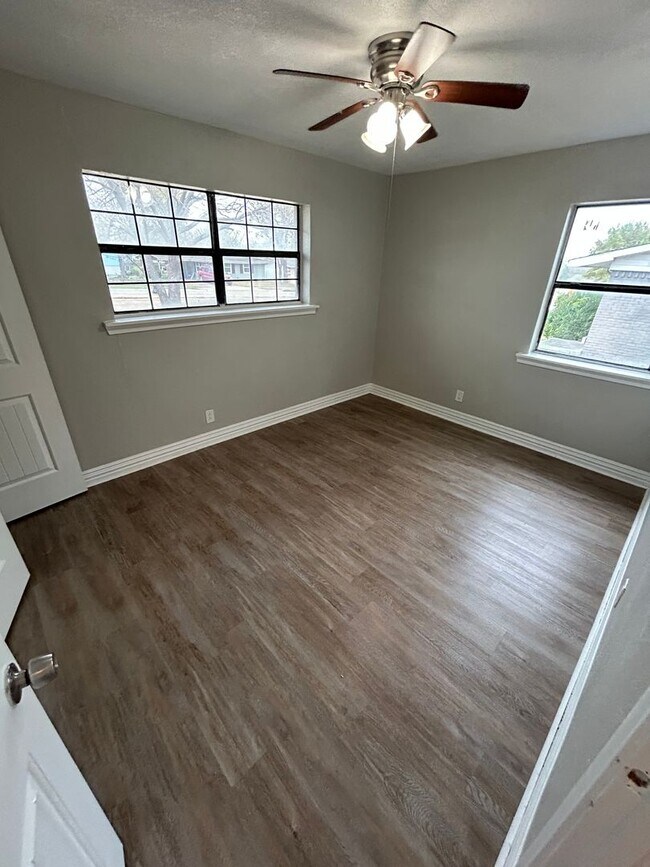 Photo - Ready to move in.....