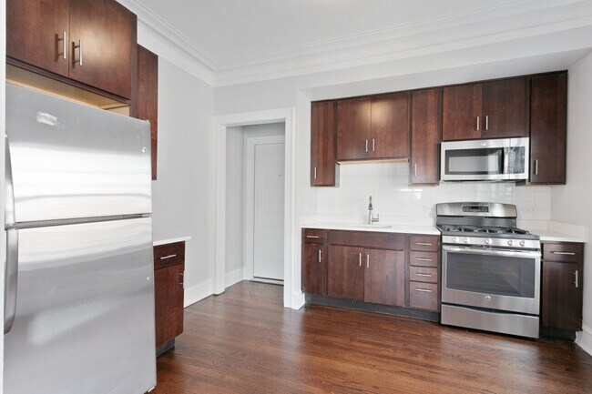 Photo - 1059 W Glenlake Ave Unit 3S