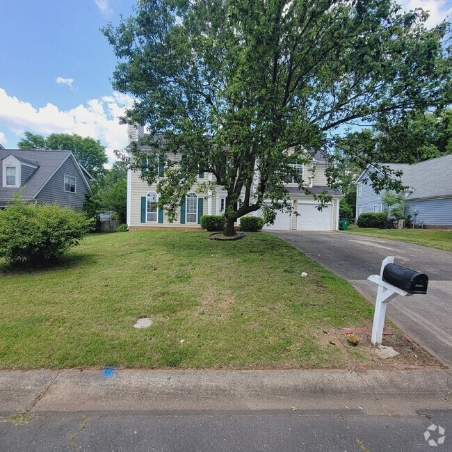 Building Photo - Steel Creek Area! Traditional 4BR/2.5BR Ho... Rental