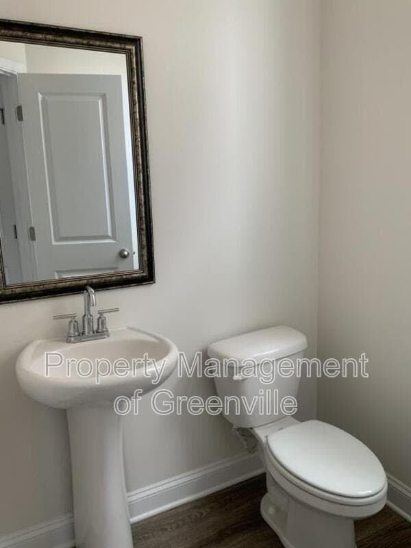 Photo - 431 Yellow Fox Rd