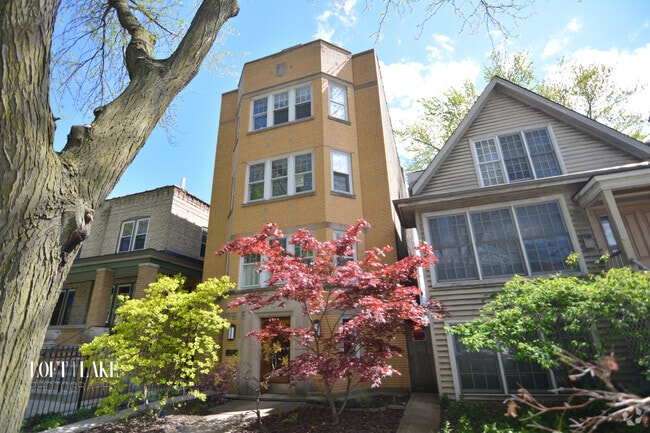 Building Photo - 1707 W Winona St Rental