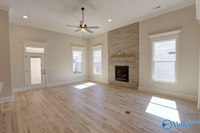 Photo - 12378 Narayan St
