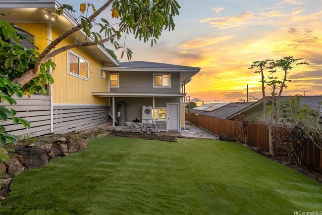 Photo - 1570 Ohu St Unit B