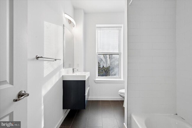 Photo - 1200 N 5th St Unit 2F