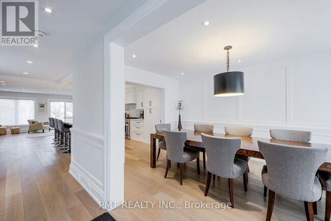 Photo - 50 Thursfield Crescent