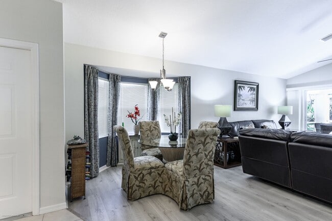 Photo - Turnkey Furnished Seasonal Rental – 2 Bedr...
