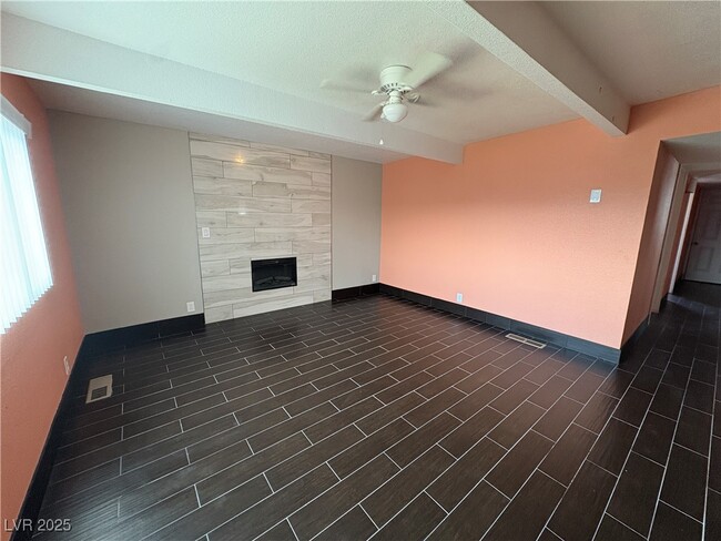 Photo - 249 Shoshone Ln