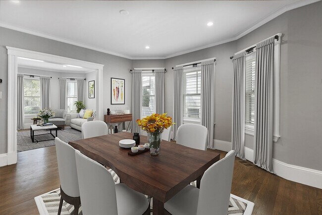 Photo - 61 Huron Ave