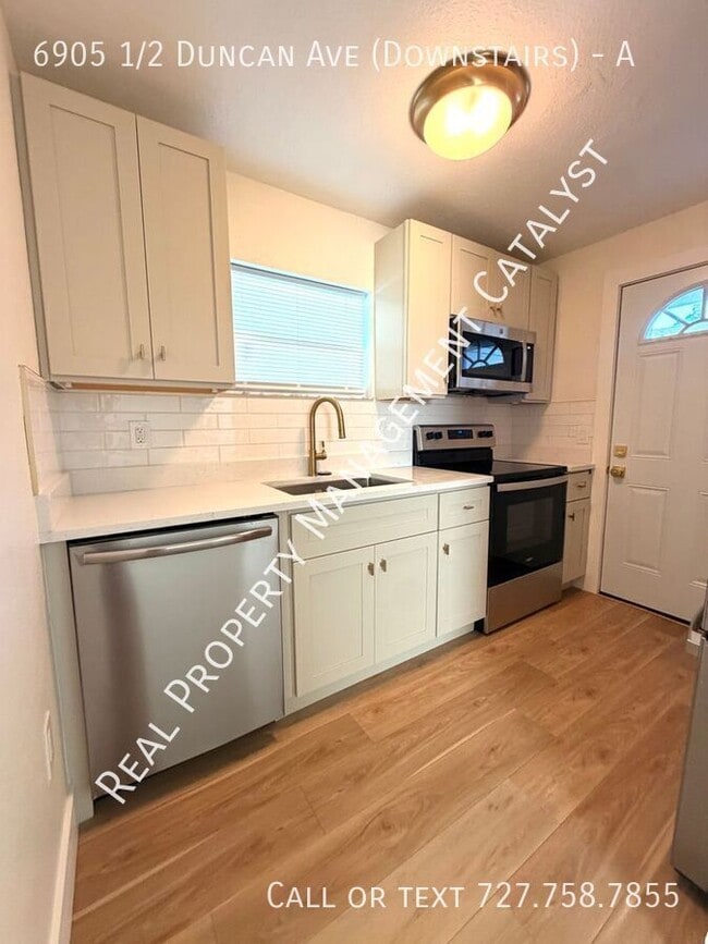 Photo - 6905 1/2 Duncan Ave (Downstairs)-A