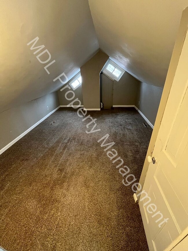 Photo - 2634 N Michigan Ave Unit 3