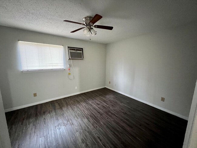 Photo - 3418 Glen Park Dr NW Unit B