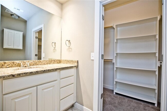 Photo - 2304 SW Juniper Ave