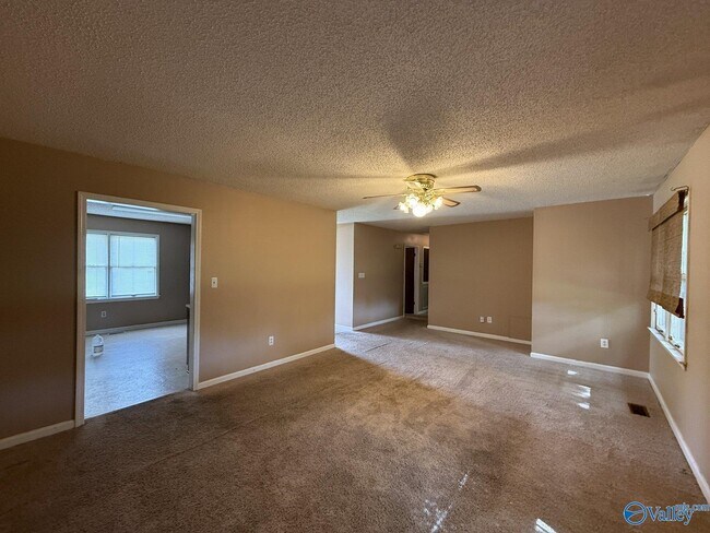 Photo - 1908 Catchings Dr NW