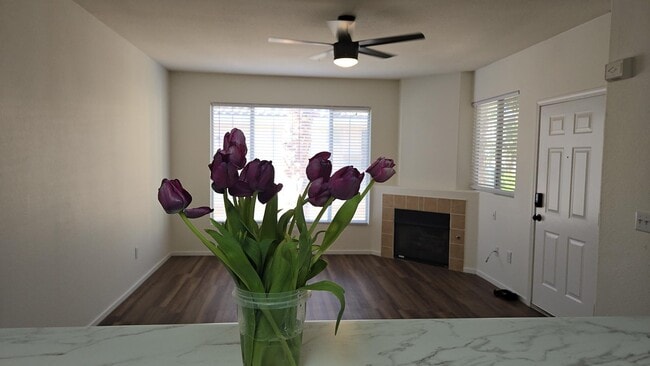 Building Photo - 7123 S Durango Dr