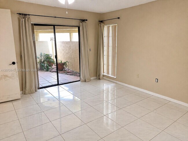 Photo - 8810 SW 123rd Ct Unit M110