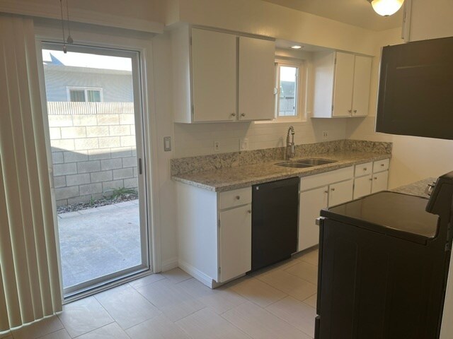 Photo - 12041 Bailey St Unit Apartment #4