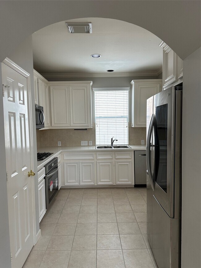 Photo - 4113 Blossom St Unit B