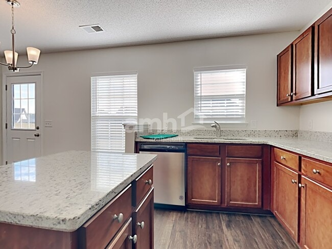 Photo - 1099 Moss Grove Dr