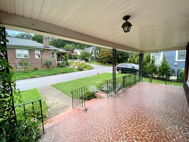 Photo - North Asheville - Renovated 1020's Charmer!