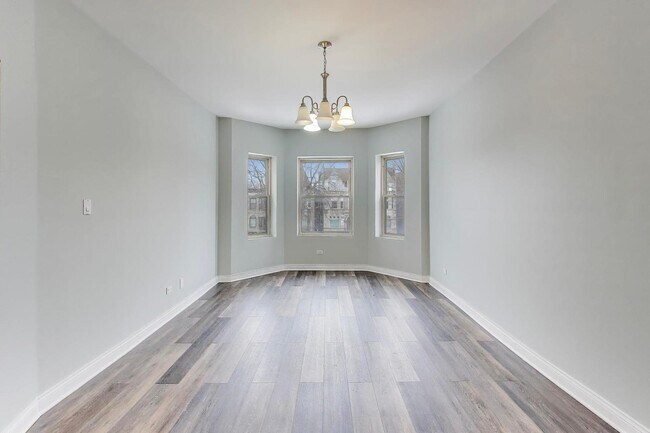 Photo - 5938 S Indiana Ave