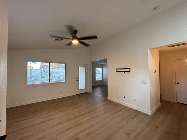 Photo - 1848 E Galveston St