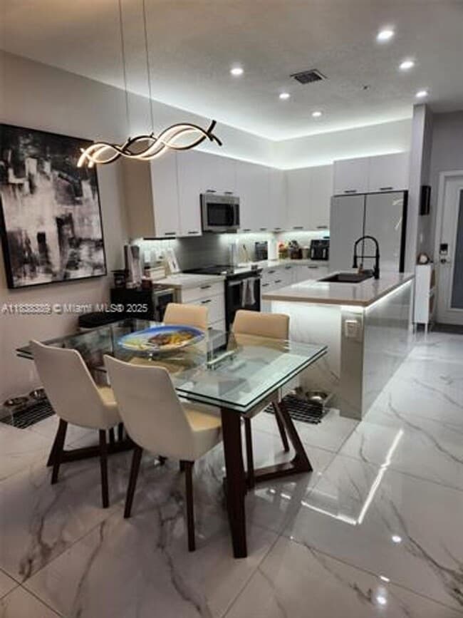 Photo - 8363 NW 41st St Apartamento Unidad 8363 NW 41st St  A105