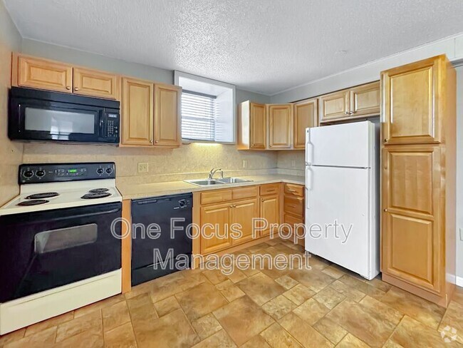 Building Photo - 1585 W Southern Ave Unit #1 Rental