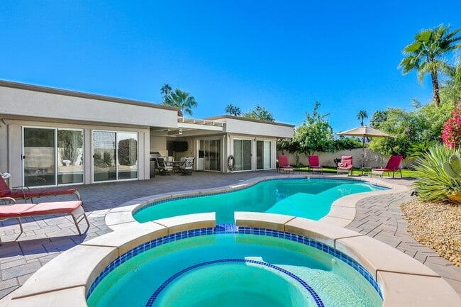 Photo - 78950 Starlight Ln