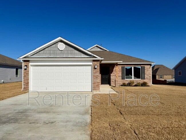 Building Photo - 1114 Raven Dr