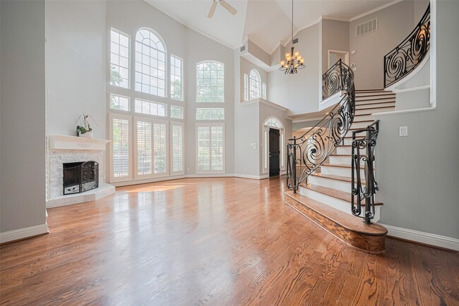 Photo - 5302 Fayette St