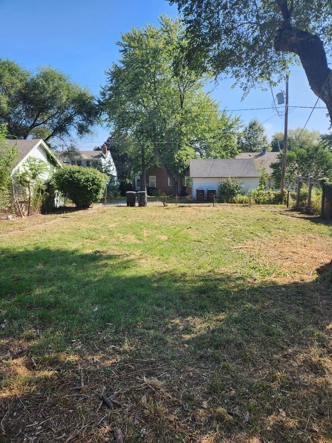 Photo - Great 3 Bed 2 Bath for Rent