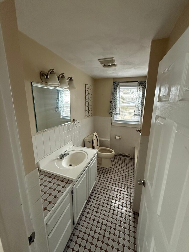 Photo - 98 Hazel St Unit 3