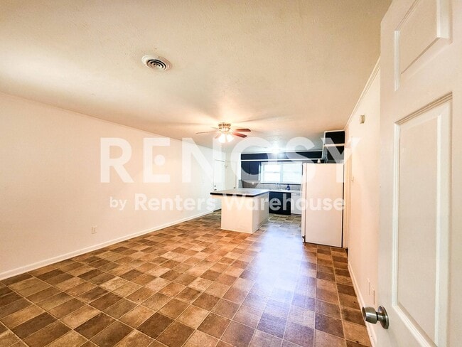 Photo - 1307 Dwinnell St