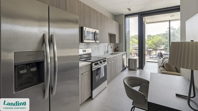 Photo - 600 19th St N Unidad 209.1409894