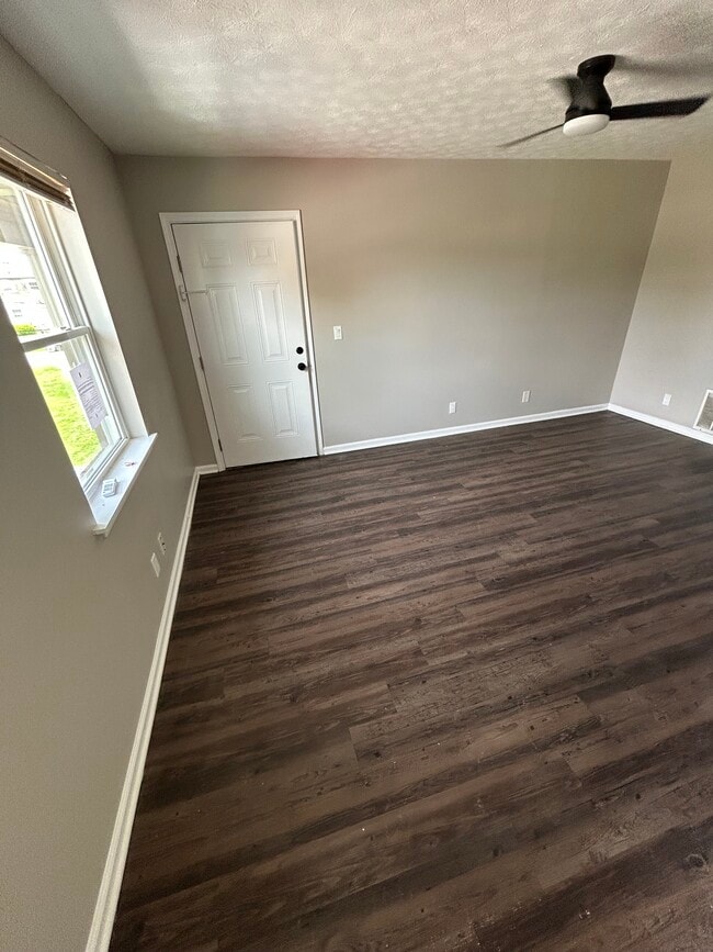 Photo - 3710 Noblitt Dr Unit 3