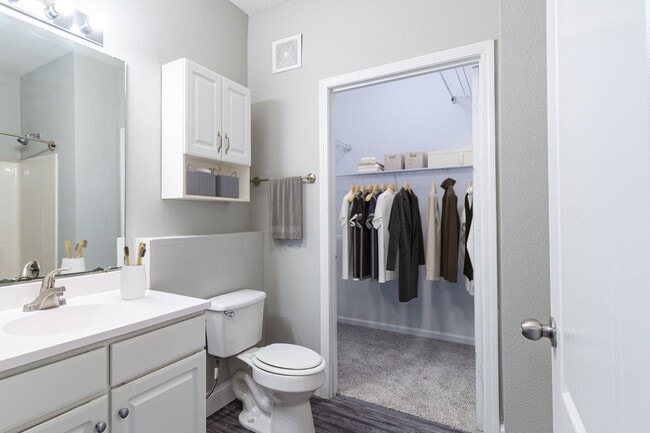 Photo - Timber Lakes