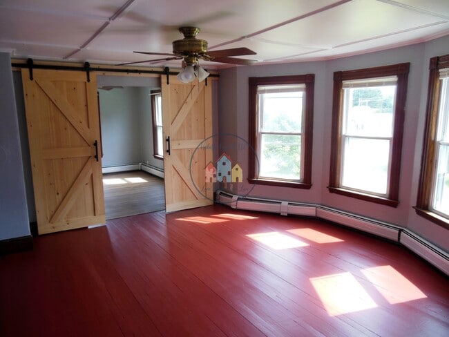 Living Room - 20 Drummond Ave Unit 1
