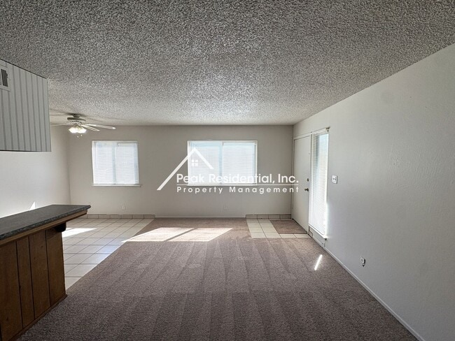 Photo - Charming 2 bedroom 1 bathroom Apartment! Unit 2