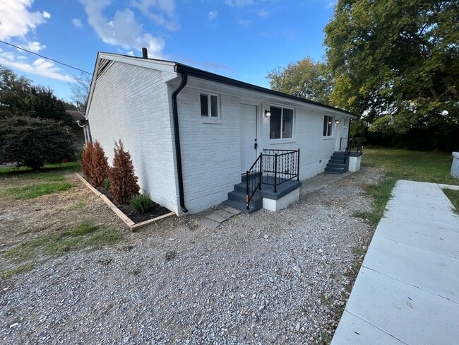 Building Photo - 3309 Mays St Unit 3309 Mays St #A