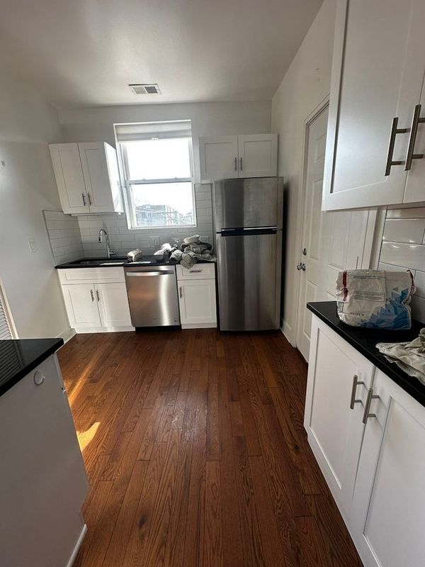 Photo - 1145 W Lunt Ave Unit 1149 3