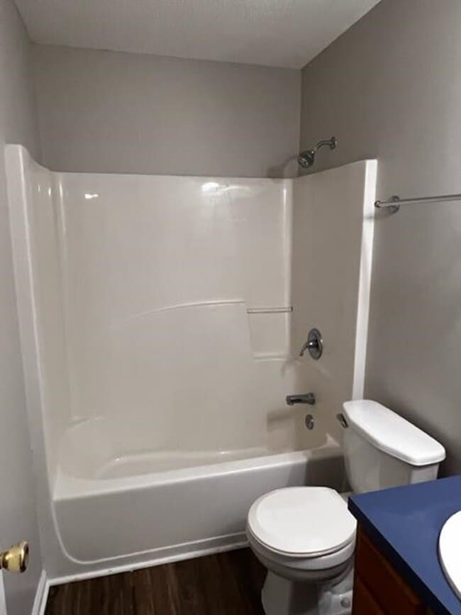 Photo - 718 Westbrook Ct