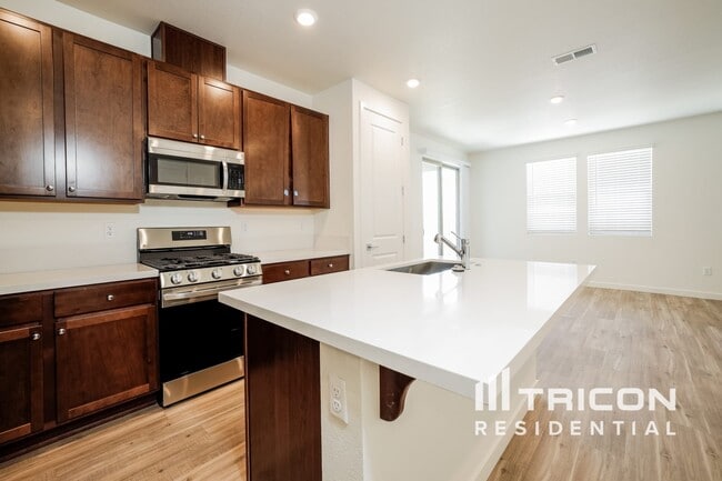 Photo - 2450 Snowbrush Ct