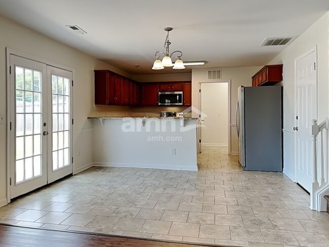 1909 Planters Walk Dr